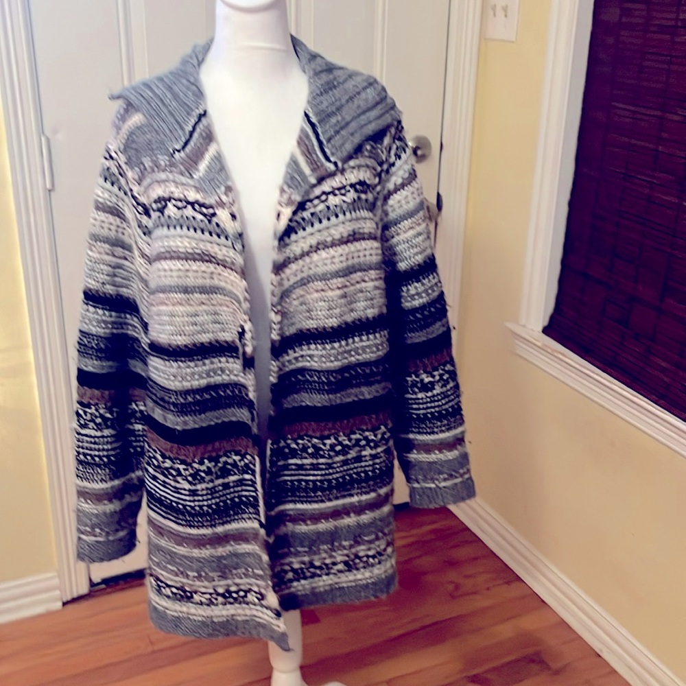 Jjill sweater with single large pin closure